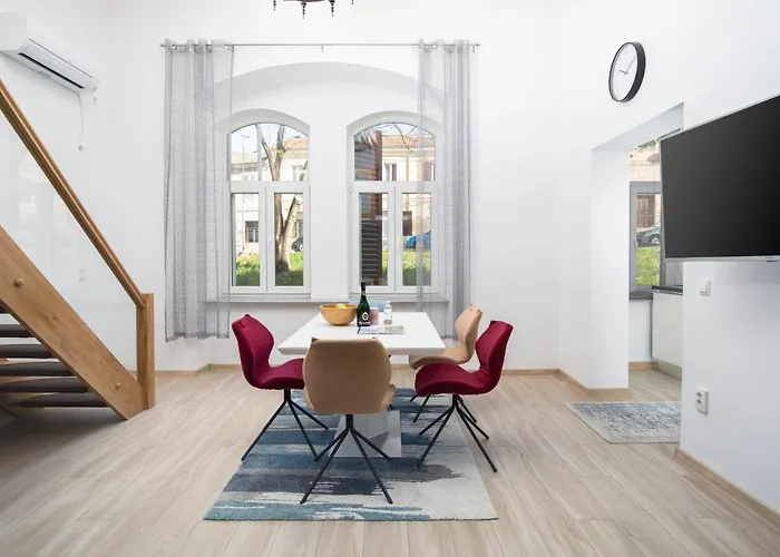 Palazzine Daire Pula