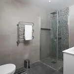 Palazzine Lägenhet *